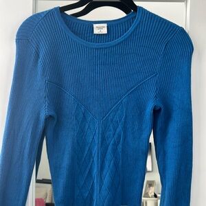 Pretty blue Abercrombie sweater